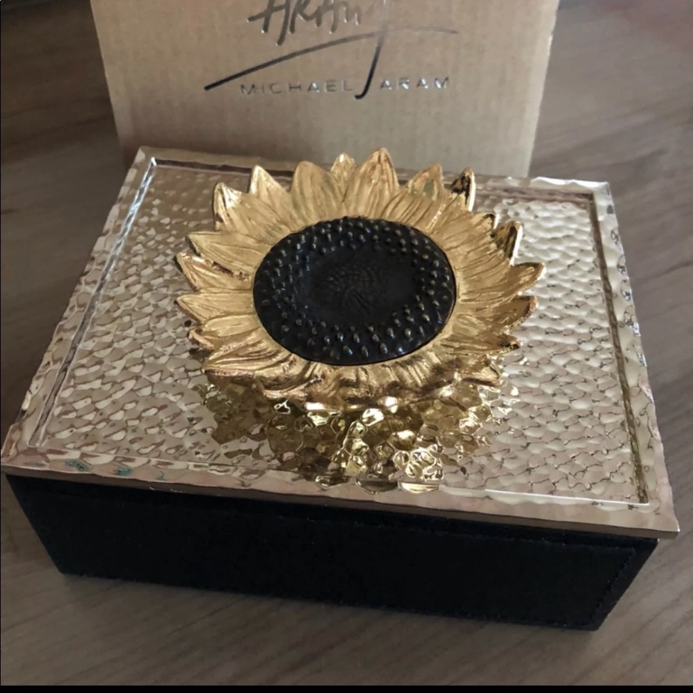 Michael Aram Box